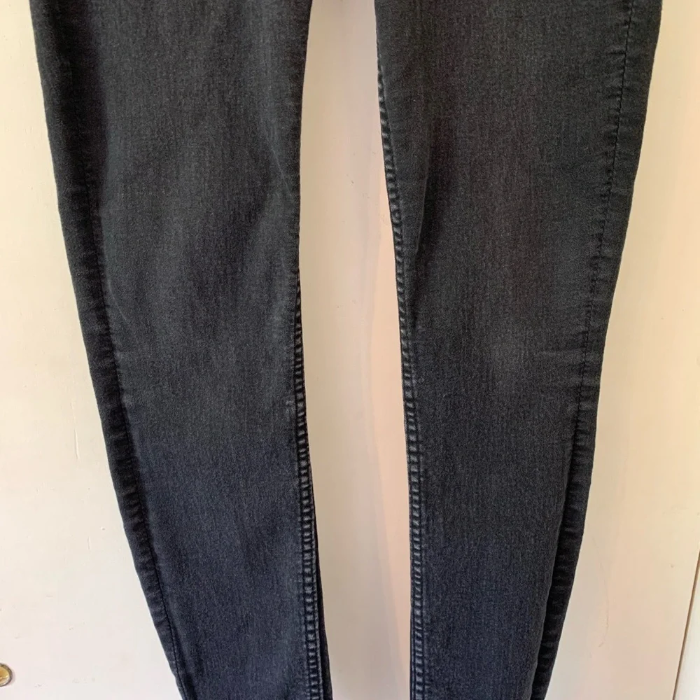 H&M 2012 Charcoal Skinny Jeans - Picture 2 of 3